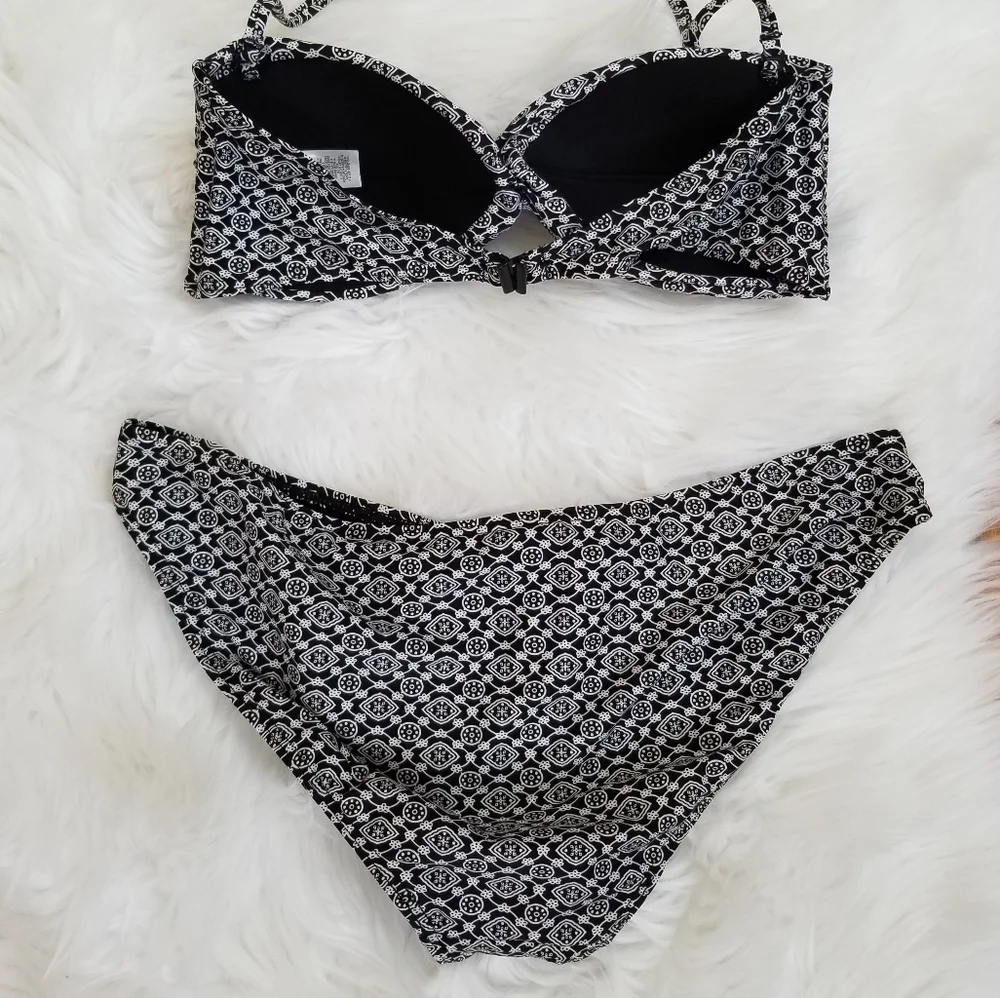 Atmosphere black white bandeau/straps Bikini set